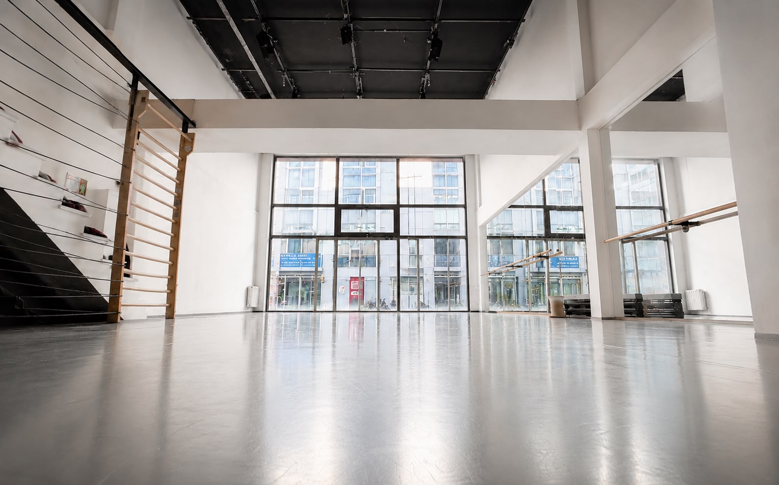 Mind+Move-Space Location